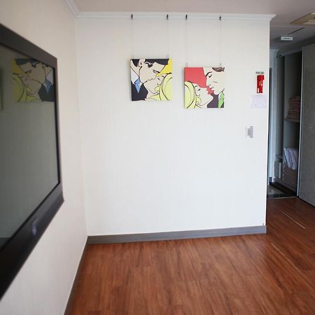 Tongyeong Bay Condo Hotel Eksteriør billede