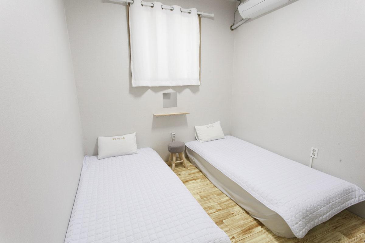 Tongyeong Bay Condo Hotel Værelse billede